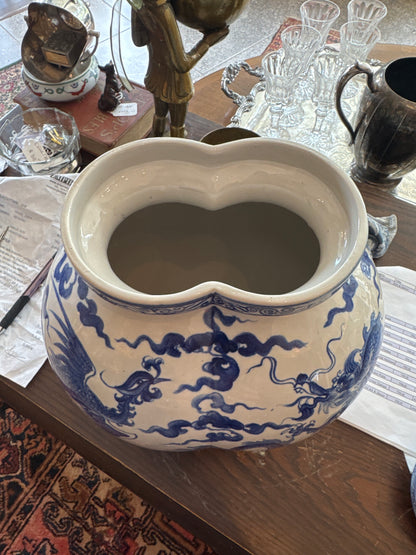 Chinese Blue and White Dragon Ginger Jar