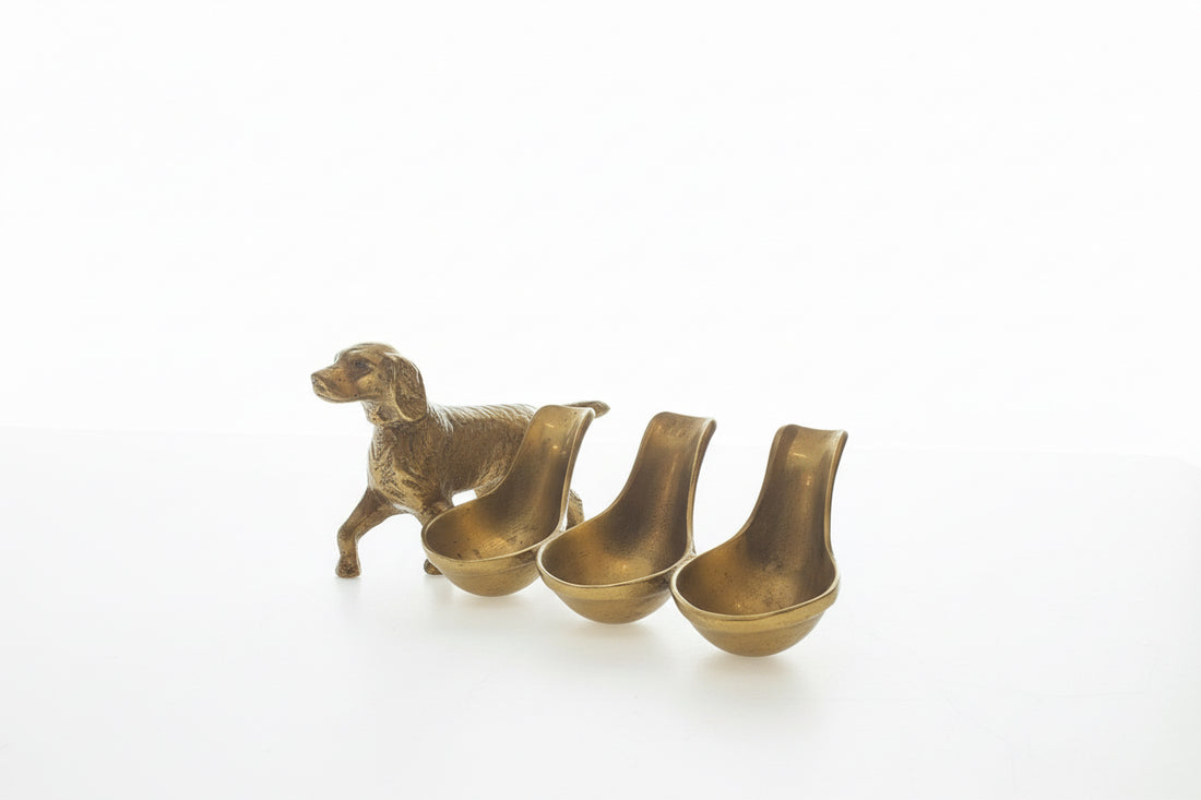 Antique brass/spelter metal golden retriever dog pipe rest/holder/ stand