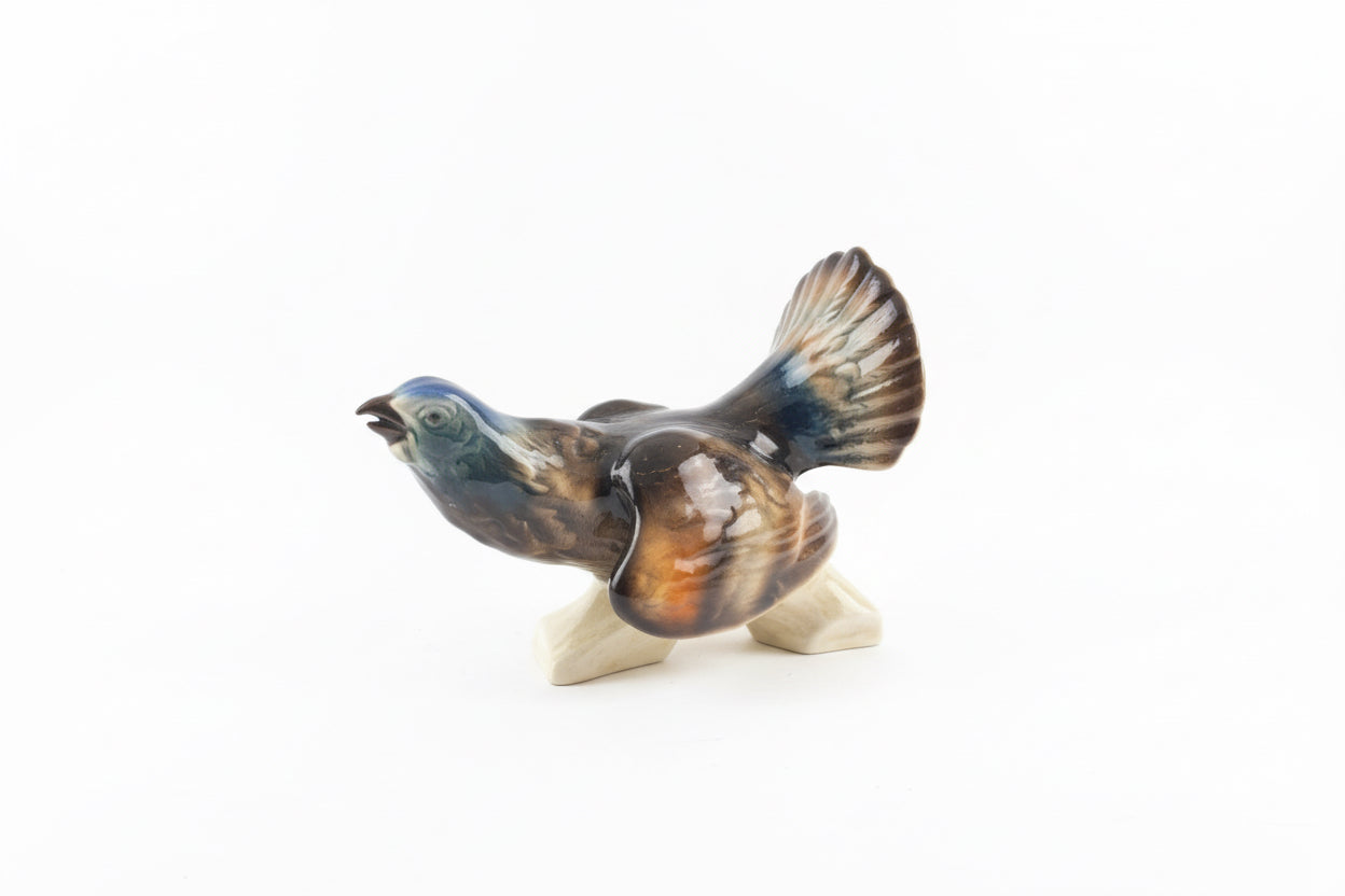 Figurine vintage bohème oiseau de chasse en porcelaine Royal Dux tchèque
