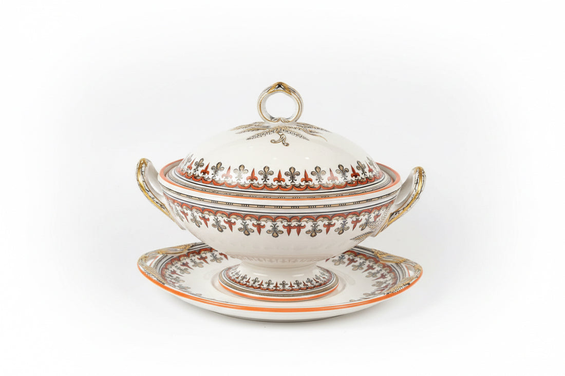 Antique soupière Diaden