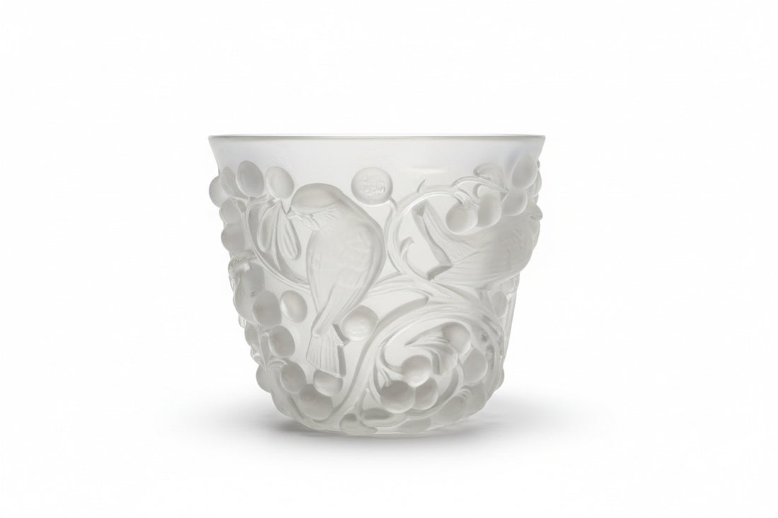 Mid-twentieth century Lalique France “Bagatelle” Cachepot