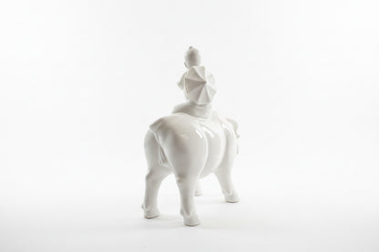 Figurine vintage en porcelaine de Chine Blanc de Chine