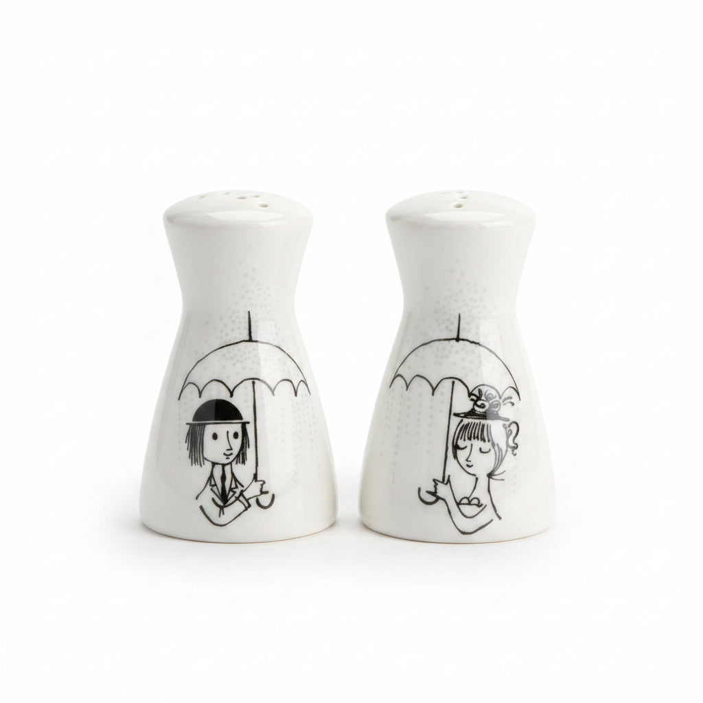 Porcelain pepper and salt set.