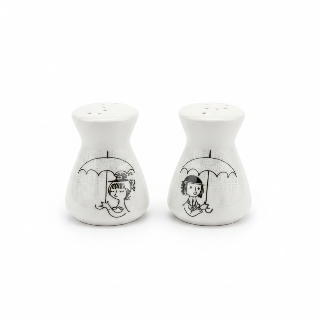 Porcelain pepper and salt set.