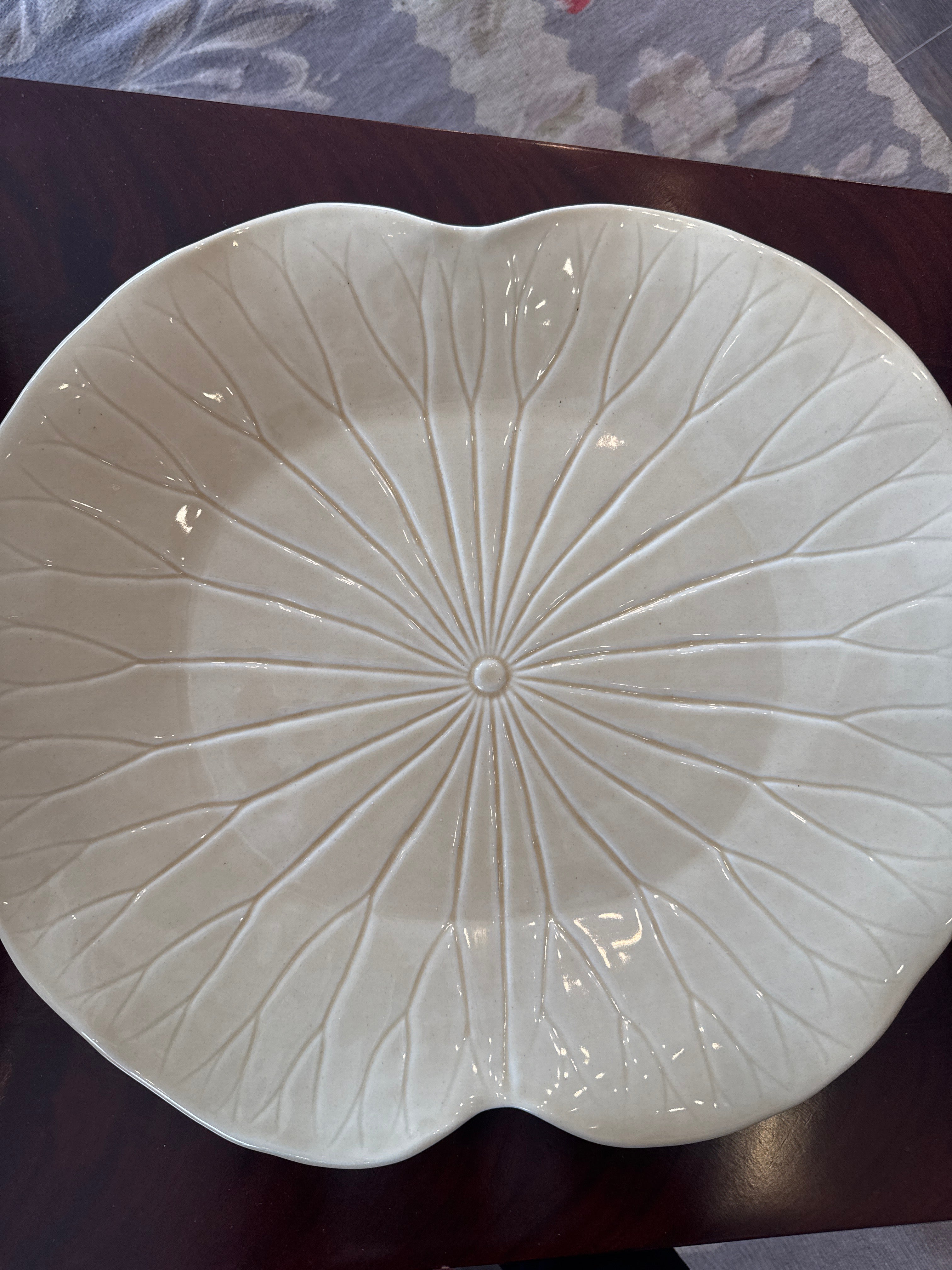 Vintage Metlox Poppytrail “Lotus” Dinnerware Set