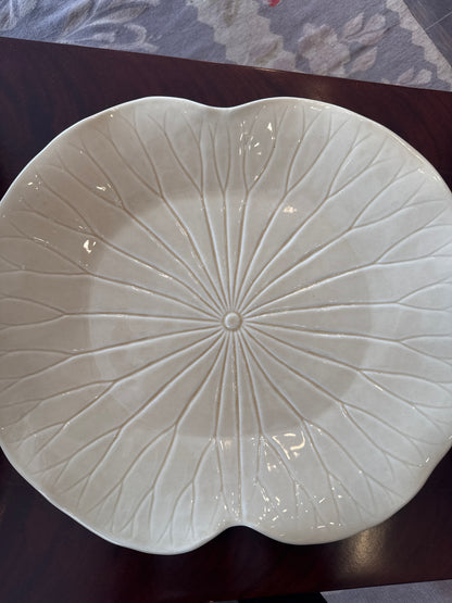 Vintage Metlox Poppytrail “Lotus” Dinnerware Set