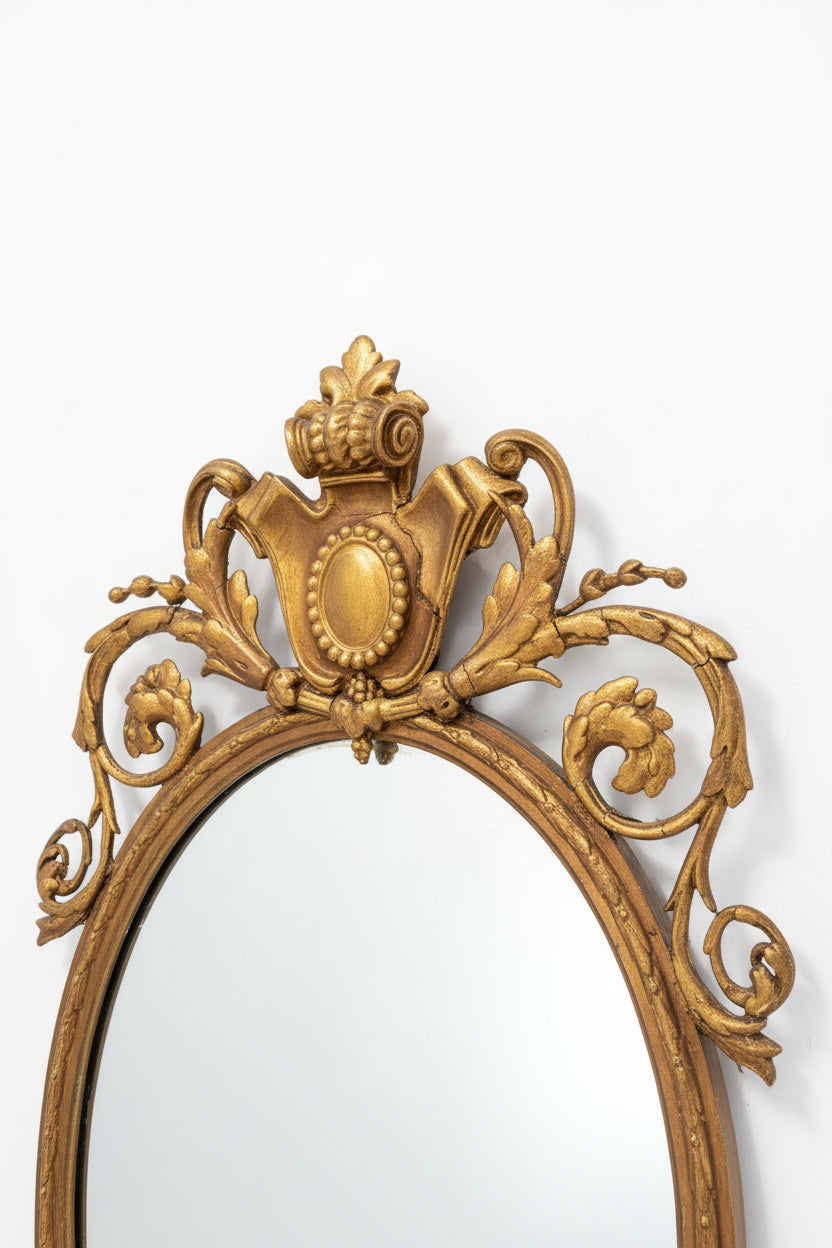 Miroir doré de style Adam, du XVIIIe siècle