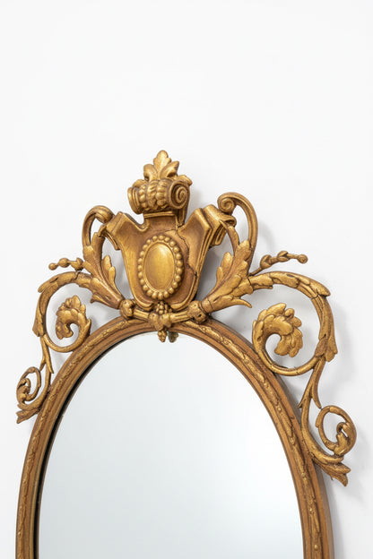 Miroir doré de style Adam, du XVIIIe siècle