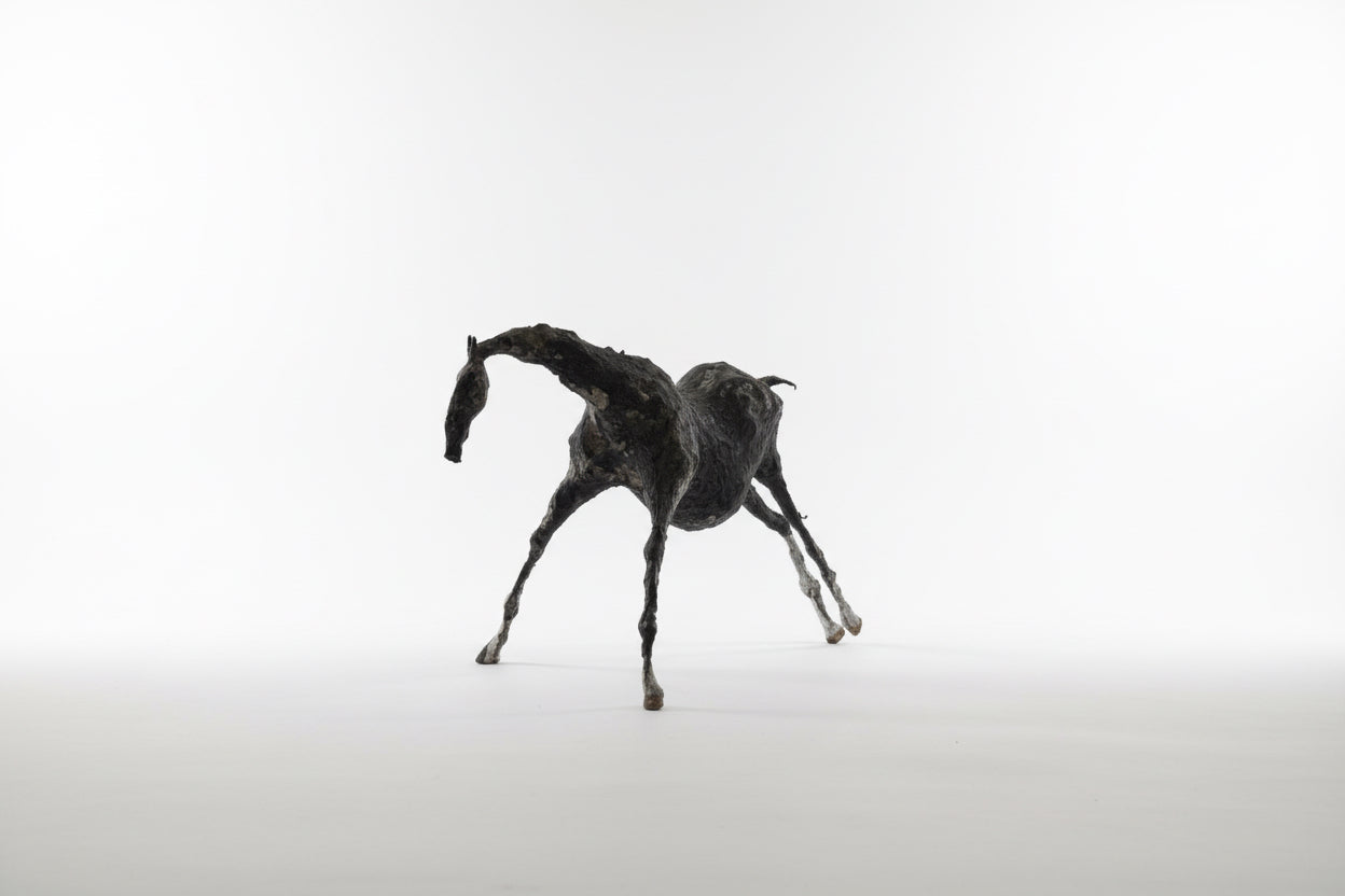 Sculpture de cheval vintage en papier mâché par Patricia Barrowman