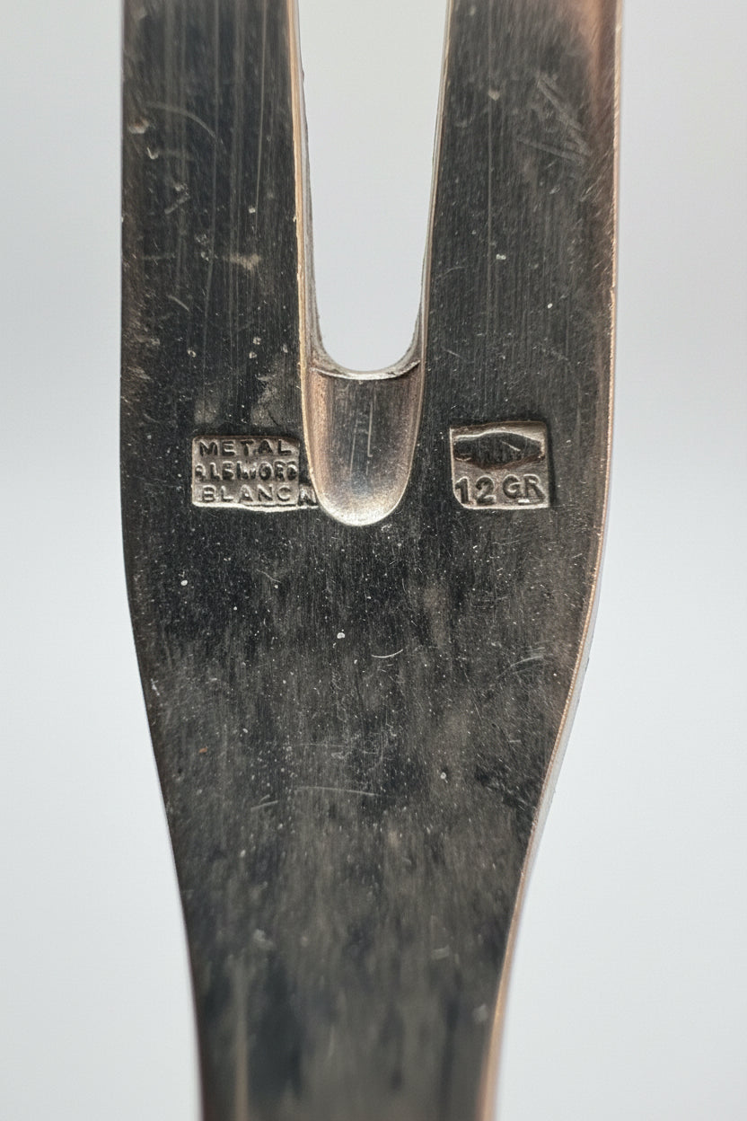 Lot antique de 12 fourchettes à escargots
