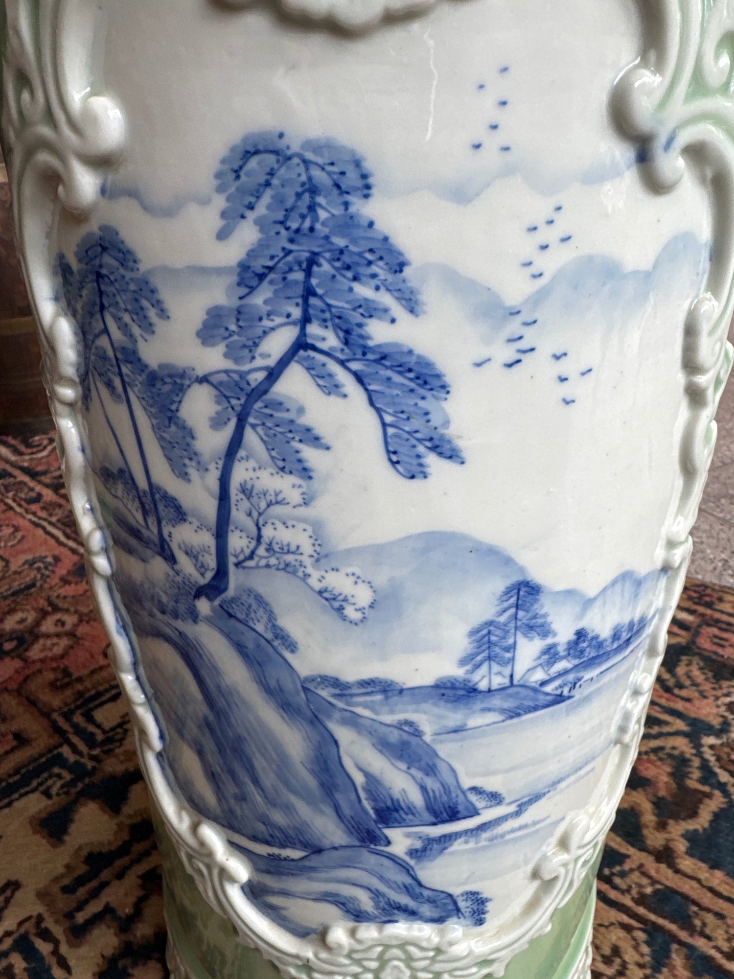 Vase/porte-parapluie en porcelaine vintage