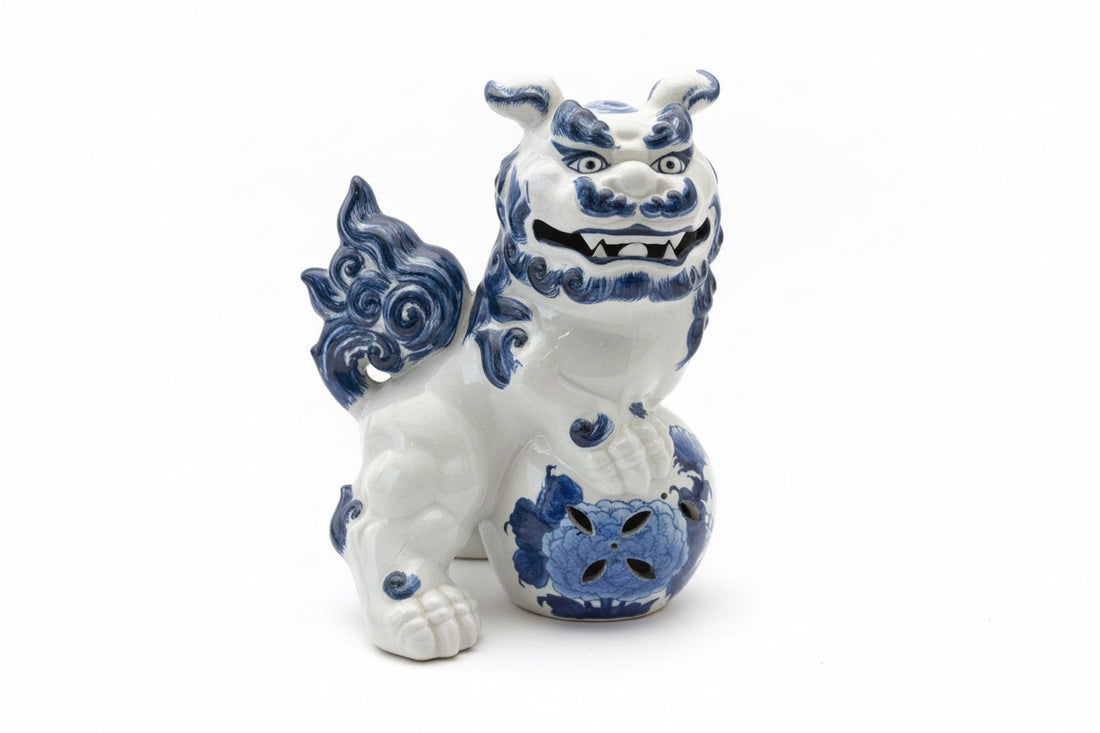 Vintage blue and white foo dog